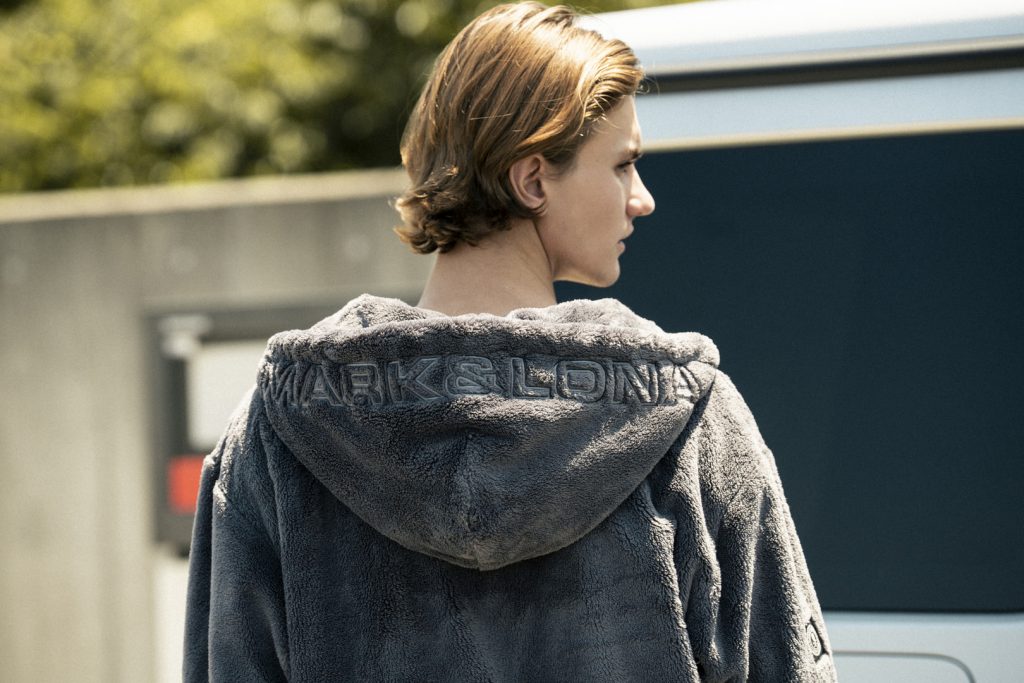 2025秋冬FER LOOKBOOK | MARK & LONA - マーク＆ロナ公式サイト