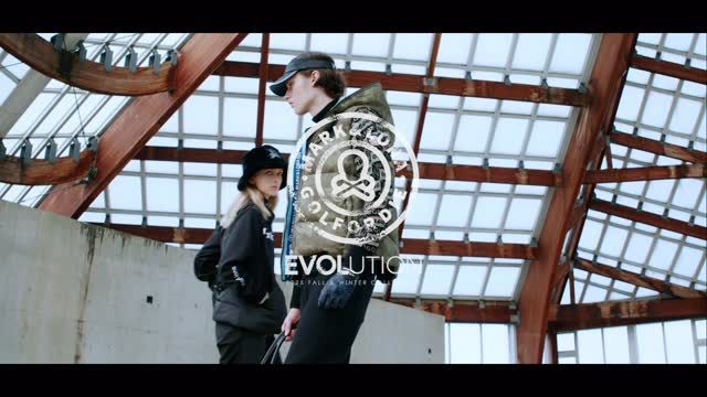 マーク＆ロナ 2024モデルプルオーバー マーク＆ロナ 2024モデルプルオーバー